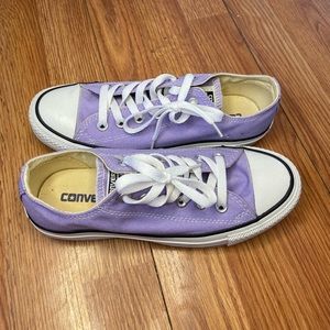 Purple Converse 🦄